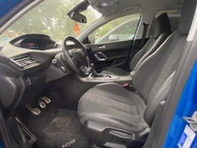 Peugeot 308 PureTech Turbo 130 S&amp;S Active Blu/Azzurro usata Bibbiano
