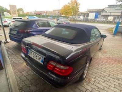 Mercedes-Benz CLK cat Cabriolet Avantgarde Blu/Azzurro usata Bibbiano
