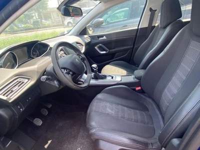 Peugeot 308 BlueHDi 130 S&amp;S Active Blu/Azzurro usata Bibbiano