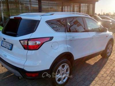 Ford Kuga 1.5 TDCI 120 CV S&amp;S 2WD Titanium Business Bianco usata Bibbiano