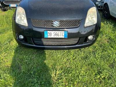 Suzuki Swift Swift 5p 1.3 16v GL 4x4 Nero usata Bibbiano
