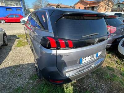 Peugeot 5008 5008 1.5 bluehdi Crossway s&amp;s 130cv 7p.ti Rosso usata Bibbiano
