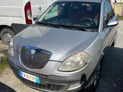 Lancia Ypsilon Ypsilon 1.2 8v Argento Argento usata Bibbiano