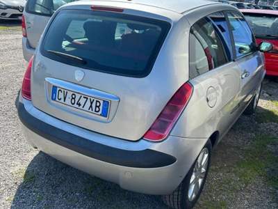 Lancia Ypsilon Ypsilon 1.2 8v Argento Argento usata Bibbiano