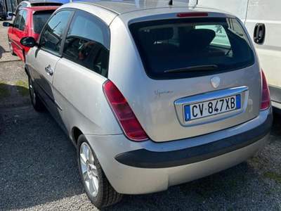 Lancia Ypsilon Ypsilon 1.2 8v Argento Argento usata Bibbiano