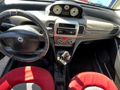 Lancia Ypsilon Ypsilon 1.2 8v Argento Argento usata Bibbiano