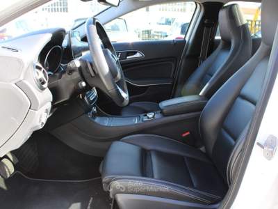 Mercedes-Benz GLA 200 GLA 200 d Automatic 4Matic Premium - OK NEOPATENTATI Bianco usata Città di Castello