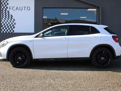 Mercedes-Benz GLA 200 GLA 200 d Automatic 4Matic Premium - OK NEOPATENTATI Bianco usata Città di Castello