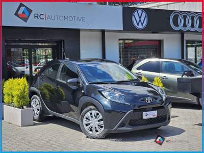 Toyota Aygo X 1.0 Active 72cv Adatta a Neopatentati Tua da €168 al mese!! Nero usata Roma