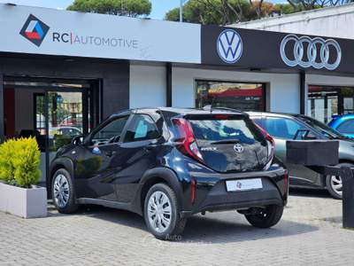 Toyota Aygo X 1.0 Active 72cv Adatta a Neopatentati Tua da €168 al mese!! Nero usata Roma