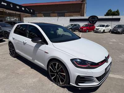 Volkswagen Golf Golf 5p 2.0 tsi GTI TCR 290cv dsg Bianco usata Civita Castellana