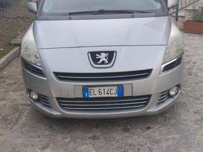 Peugeot 5008 1.6 HDi 112CV Active Grigio usata Pieve di Cento