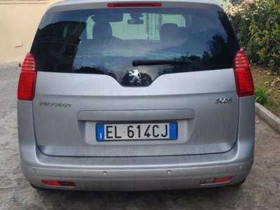 Peugeot 5008 1.6 HDi 112CV Active Grigio usata Pieve di Cento