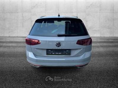 Volkswagen Passat 2.0 TDI SCR 200 CV DSG Executive Grigio usata Pieve di Cento