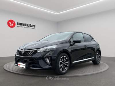 Renault Clio TCe 90 CV 5 porte Techno Nero usata Maniago