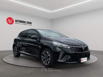 Renault Clio TCe 90 CV 5 porte Techno Nero usata Maniago