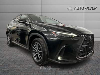 Lexus NX Plug-in 4WD Luxury Nero usata Verona