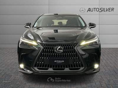 Lexus NX Plug-in 4WD Luxury Nero usata Verona