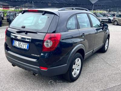 Chevrolet Captiva 2.2 VCDi 163CV 2WD LT 7 Posti Nero usata Pieve di Soligo