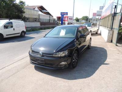 Volkswagen Polo 1.0 TSI 5p. Comfortline BlueMotion Technology Nero usata Quarto