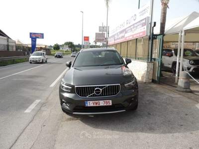 Volvo XC40 D3 AWD Geartronic Inscription Verde usata Quarto