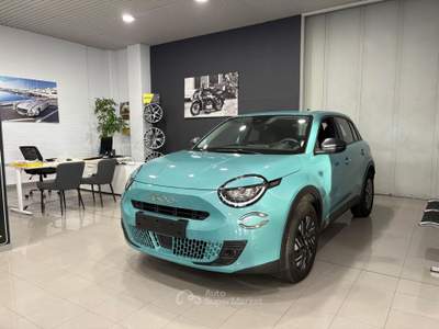 Fiat 600 1.2 hybrid La Prima 110cv auto Blu/Azzurro usata Romano Canavese
