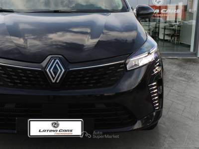 Renault Clio 1.0 tce Evolution 90cv con CarPlay Nero usata Latina