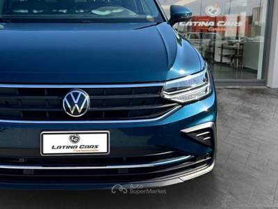 Volkswagen Tiguan 1.5 tsi Life 130cv CON TELECAMERA E CARPLAY Blu/Azzurro usata Latina