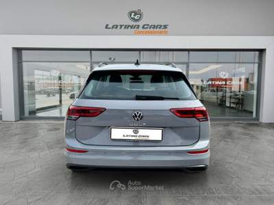 Volkswagen Golf 2.0 tdi Life 115cv AUTOM e CarPlay Grigio usata Latina