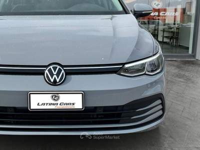 Volkswagen Golf 2.0 tdi Life 115cv AUTOM e CarPlay Grigio usata Latina