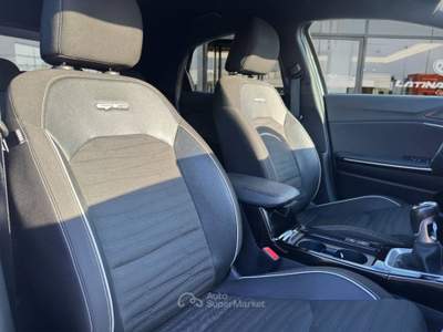 Kia XCeed 1.6 crdi mhev GT-line 136cv TELECAMERA E CARPLAY Bianco usata Latina