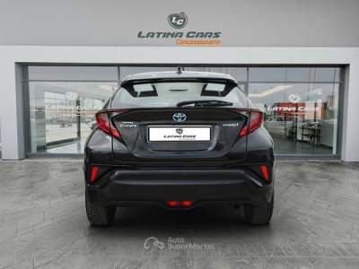 Toyota C-HR 1.8h Business AUTOMATICA e CarPlay Nero usata Latina