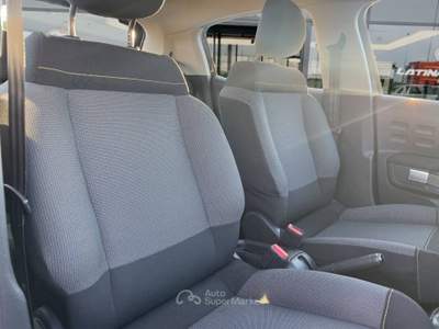 Citroen C3 1.2 puretech Feel 82cv NEOPATENTATI CON CARPLAY Nero usata Latina