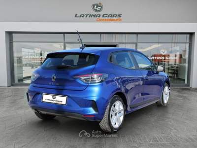 Renault Clio Km0 1.0 sce Evolution 65cv con CarPlay Blu/Azzurro usata Latina