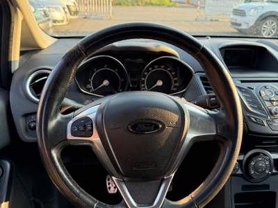 Ford Fiesta condizioni pari a nuovo Blu/Azzurro usata Ghislarengo