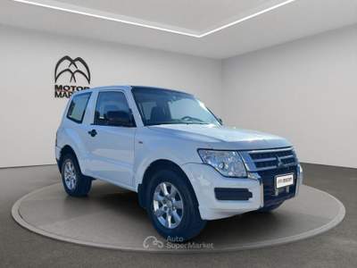 Mitsubishi Pajero 3.2 100th Auto Bianco usata Roma