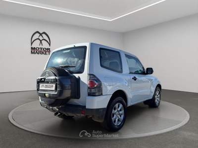 Mitsubishi Pajero 3.2 100th Auto Bianco usata Roma