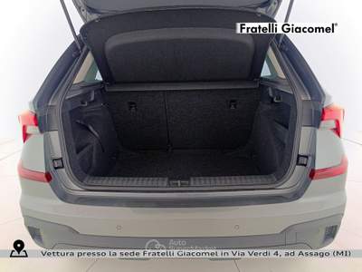 Skoda Kamiq 1.0 tsi black dots 115cv dsg Grigio usata Assago