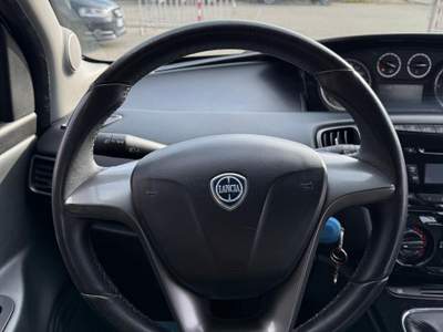 Lancia Ypsilon condizioni pari a nuovo Nero usata Ghislarengo