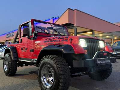 Jeep Wrangler 4x4 trazione integrale con ridotte Rosso usata Ghislarengo