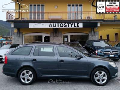 Skoda Octavia Wagon 1.6 TDI CR F.AP. Wagon Grigio usata CONCESIO