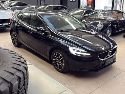 Volvo V40 D2 Geartronic Business Plus Nero usata Bologna