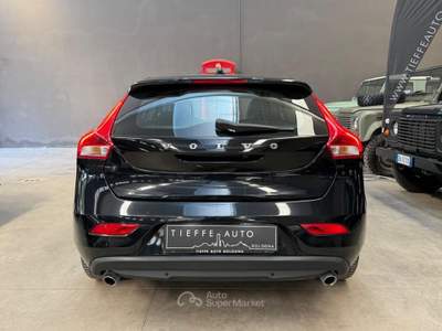 Volvo V40 D2 Geartronic Business Plus Nero usata Bologna