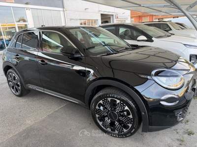 Fiat 600 Hybrid 110 CV DCT MHEV La Prima Nero usata Strambino