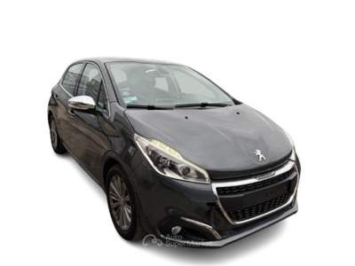 Peugeot 208 1° serie PureTech 82 5 porte Allure Grigio usata Oderzo