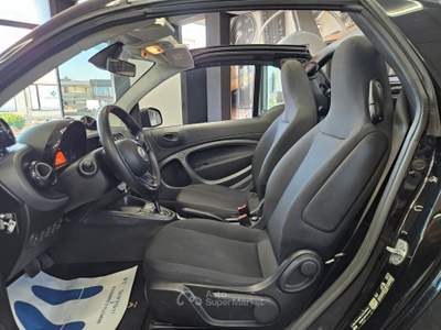 Smart ForTwo Smart ForTwo EQ cabrio Prime - IVA ESPOSTA - NEOPATENTATI Nero usata Pistoia