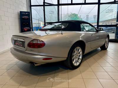 Jaguar XK 4.0 Convertibile Argento usata Cassina de' Pecchi