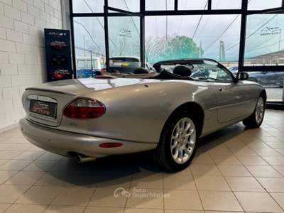 Jaguar XK 4.0 Convertibile Argento usata Cassina de' Pecchi