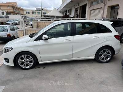 Mercedes-Benz Classe B Sport AMG Bianco usata Castellana Grotte