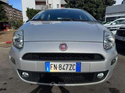 Fiat Punto 1.4 8V 5 porte Natural Power Street Grigio usata Milano